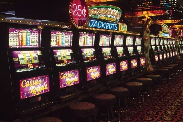 Ayo888 live casino online dengan dealer sungguhan secara real-time